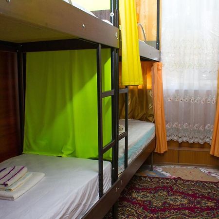 Клуб B55 Hostel Ντνιπροπετρόφσκ Εξωτερικό φωτογραφία